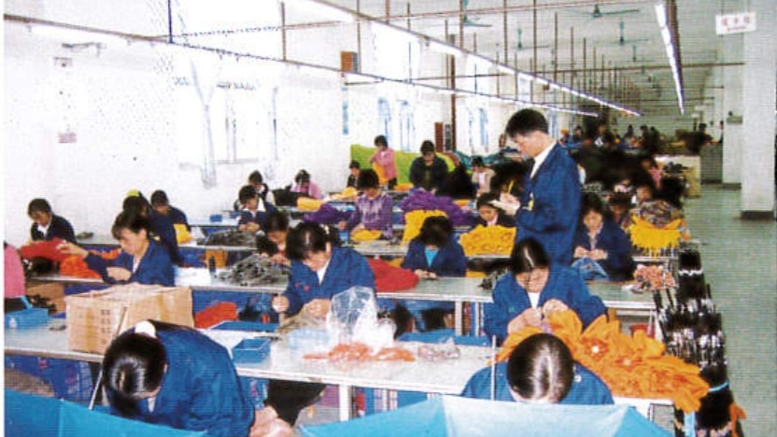 Primer taller de costura de paraguas